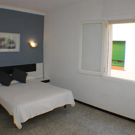 Agi Sant Isidre Apartmán *
